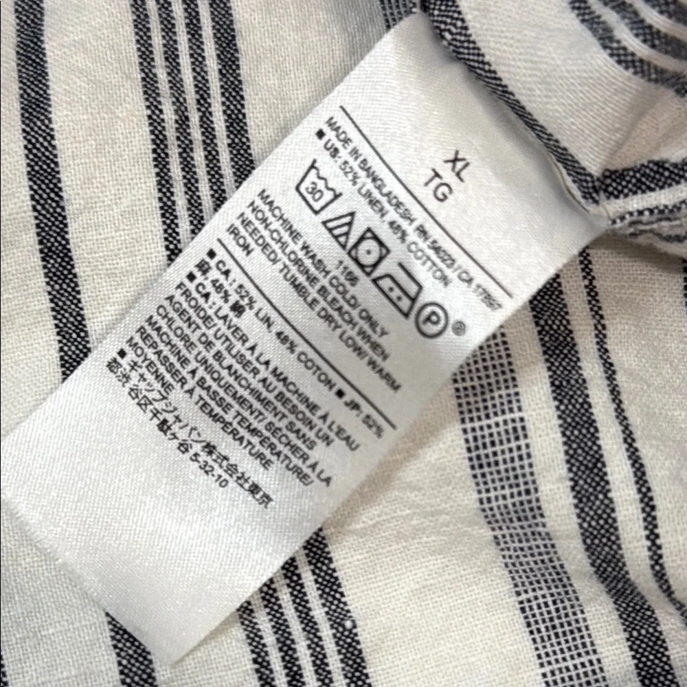 Banana Republic Striped Casual Button Down Shirt